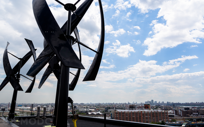 Illustration for article titled A Nosebleed Tour of the Wind Turbines Taking Over NYC's Rooftops